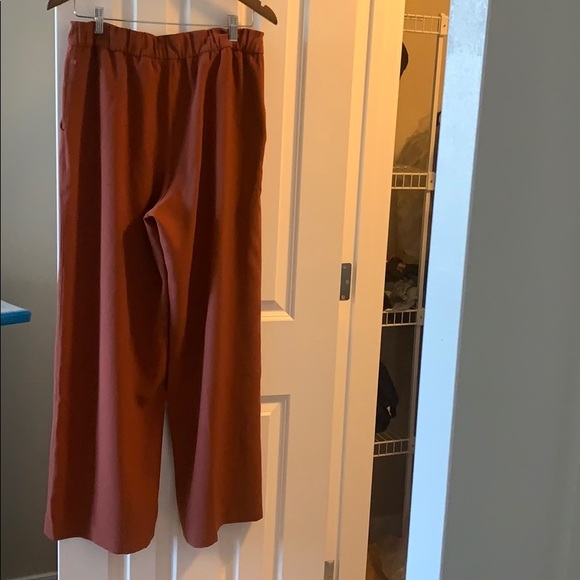 Lululemon Noir Pant - Picture 2 of 8